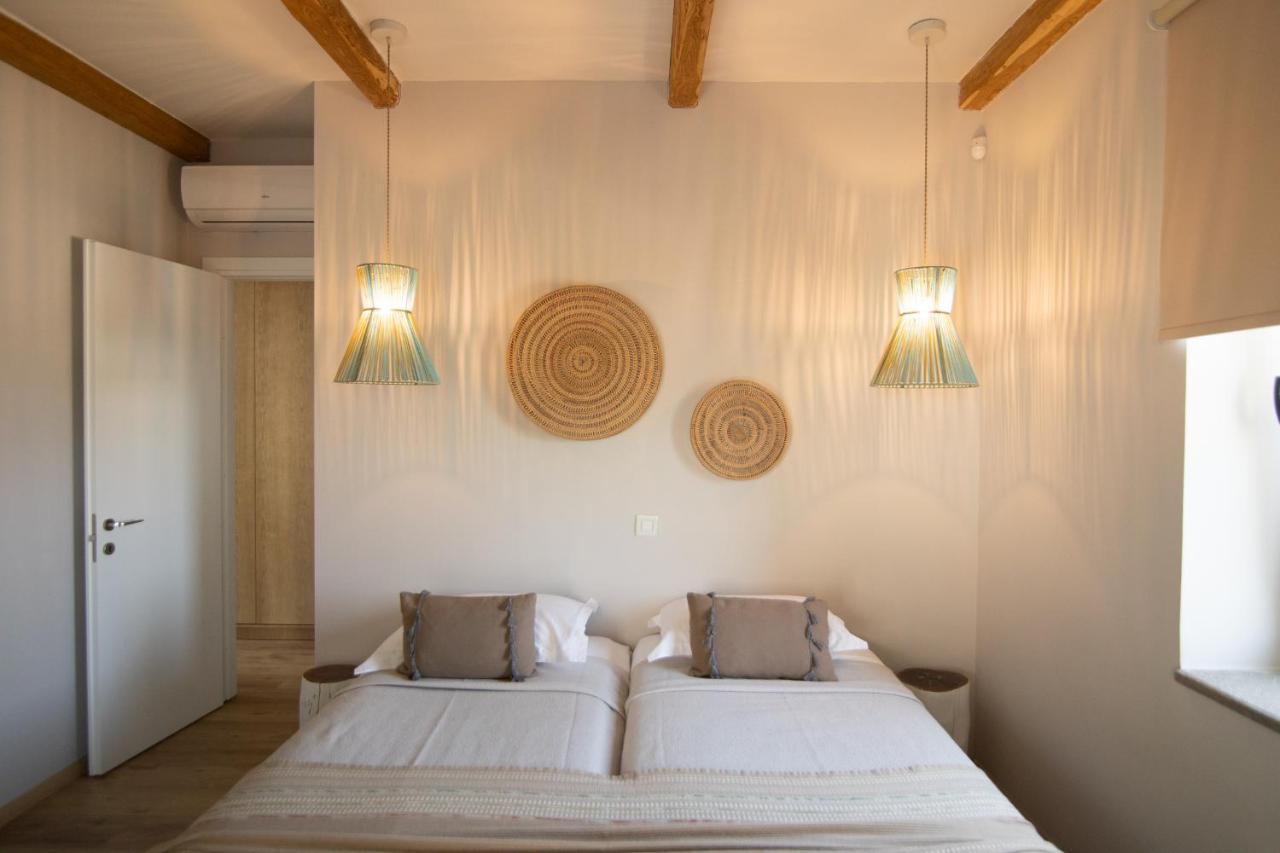 Elies Residences Luxury Apartments Mytilíni エクステリア 写真