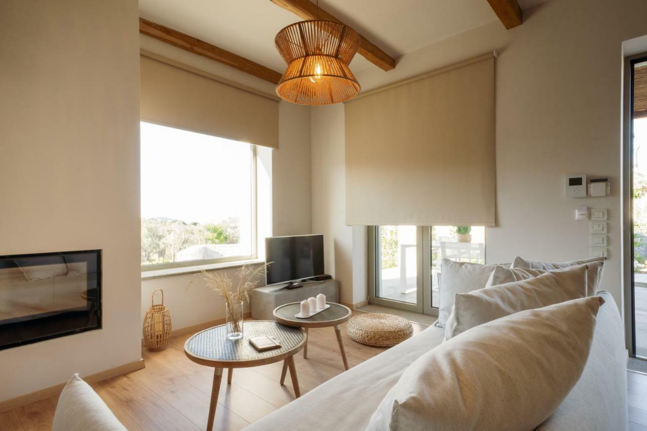Elies Residences Luxury Apartments Mytilíni エクステリア 写真